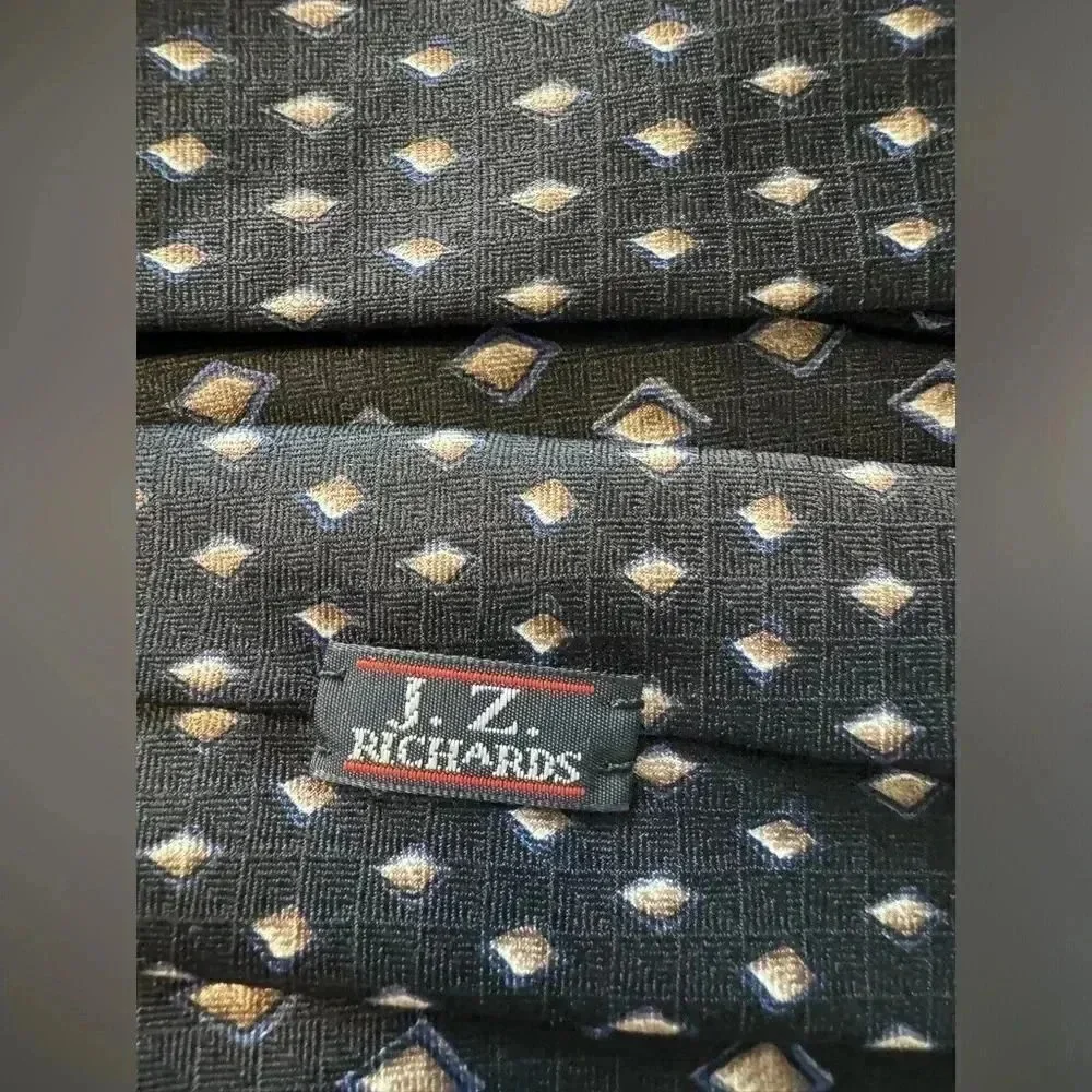 D.W. Zemke Neck Tie | Black with small Diamonds